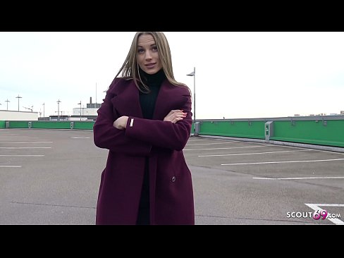 ❤️ 德国侦察员是一个梦想触摸斯蒂尔，停车场告诉和性感的钱 ☑ Super porn❤